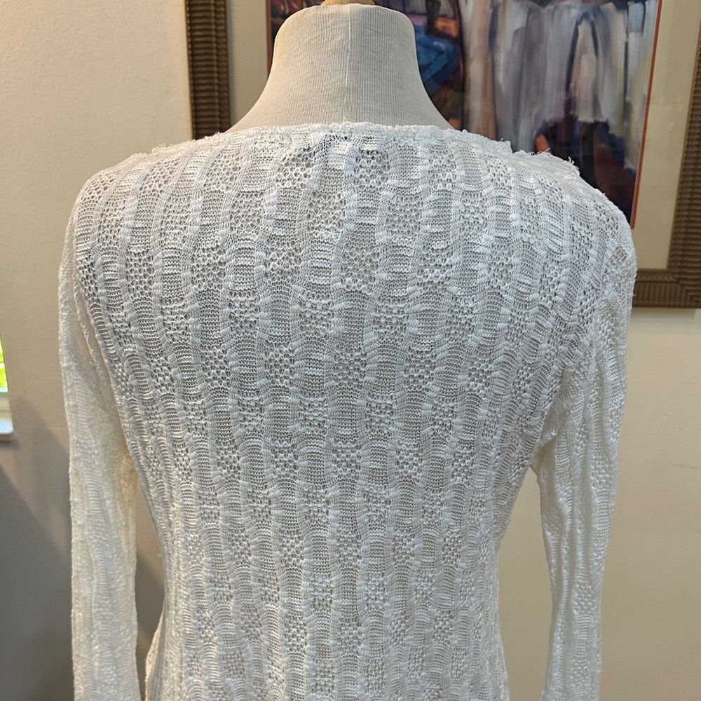 Zba (zee-bo)Elegant White Lace Women Top with Floral Fringe Accents Size Large - Picture 9 of 12